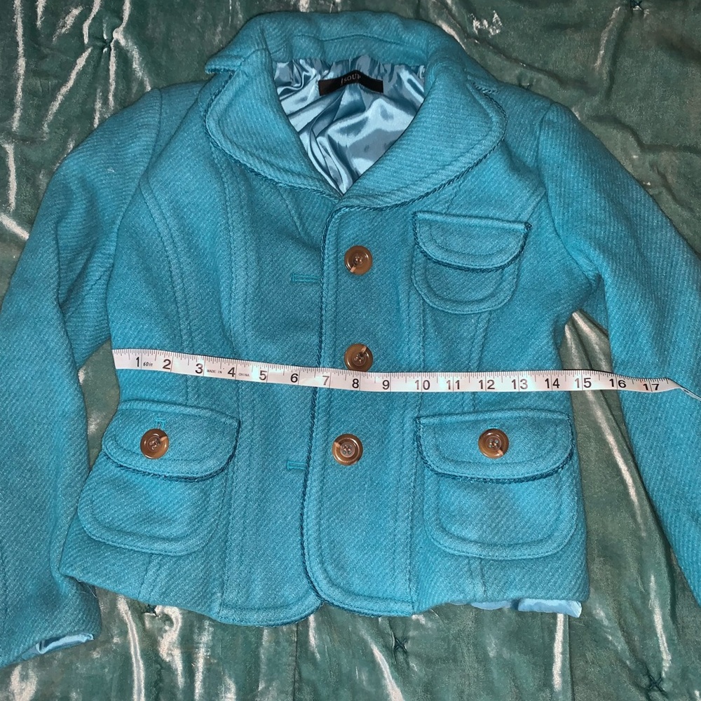 Chic Turquoise Button-Up Blazer - Picture 9 of 10